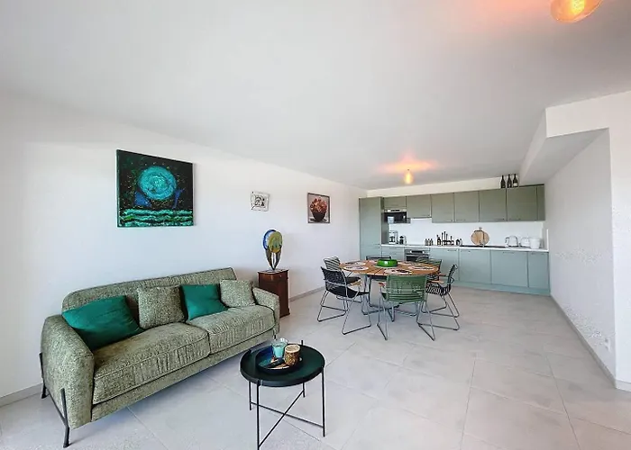 Appartamento Grand Avec Vue Panoramique *
